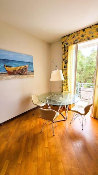 Blu Apartment In Historical Hunbury Bordighera Esterno foto