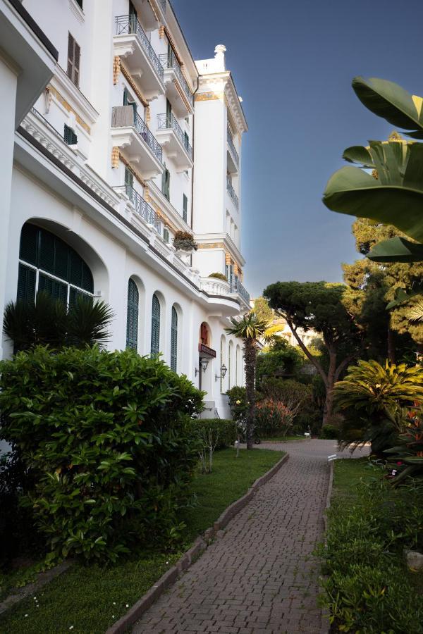 Blu Apartment In Historical Hunbury Bordighera Esterno foto